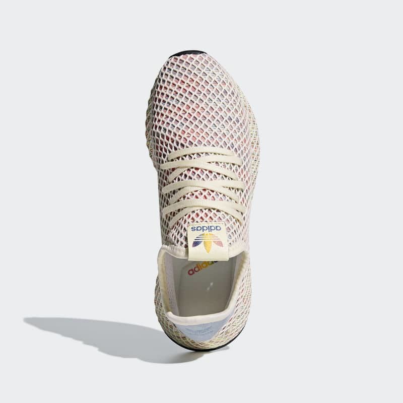 Adidas deerupt store runner pride